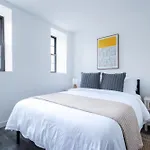 Modern 2 Bedroom Apartment Steps From Central Park!